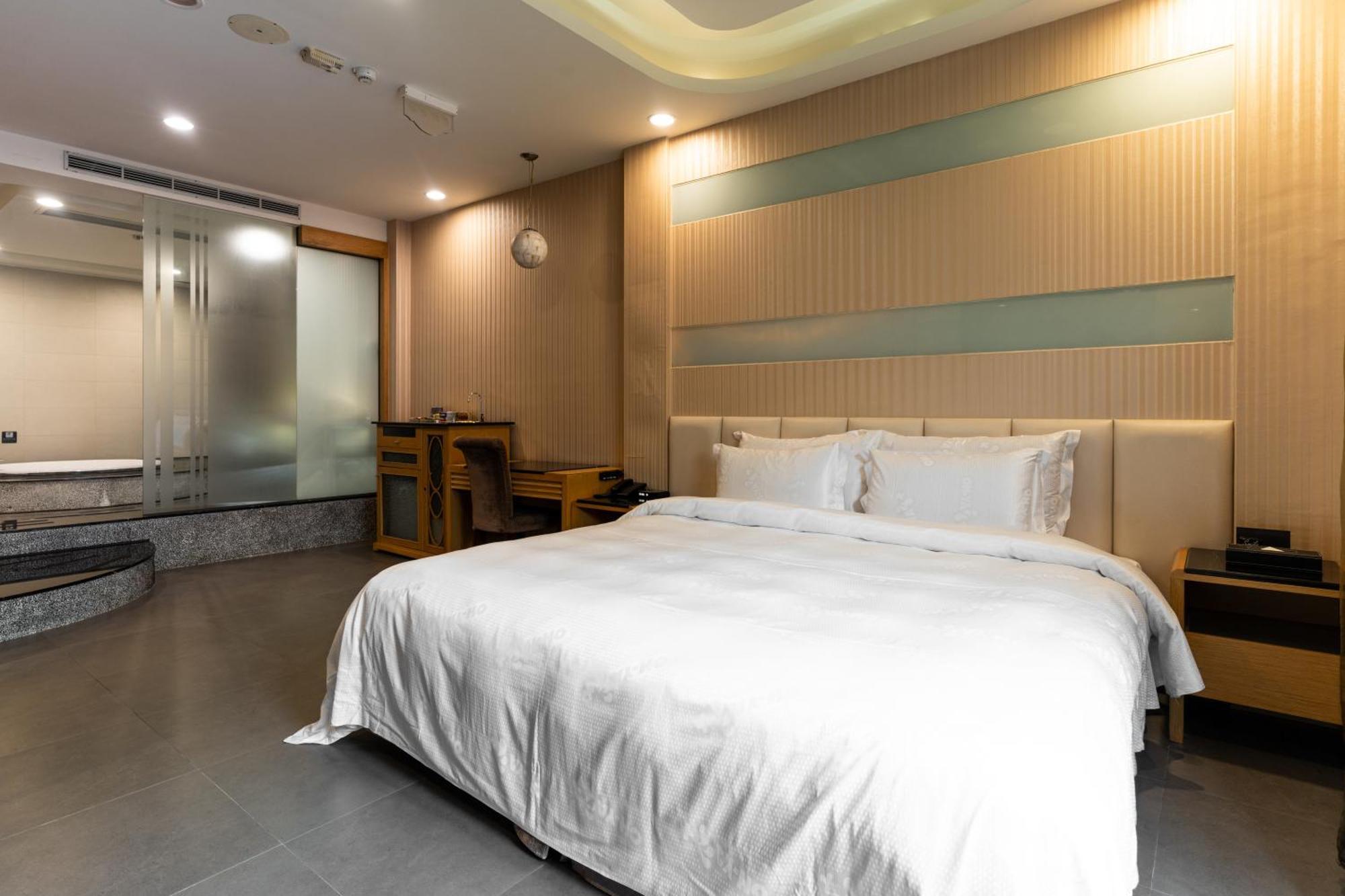 Ohya Chain Boutique Motel-Xinying Eksteriør billede